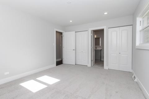 852 E Paddock Dr, Palatine, IL 60074 photo 15