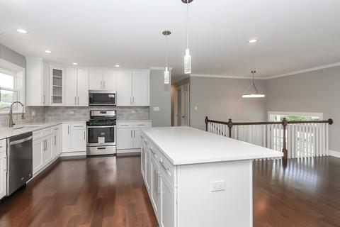 852 E Paddock Dr, Palatine, IL 60074 photo 2