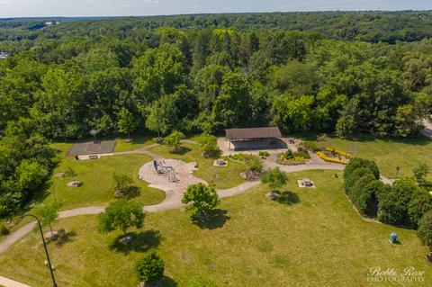 11608 Center Dr, Algonquin, IL 60102 photo 5