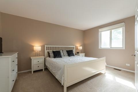 1476 Blackburn St, Wheaton, IL 60189 photo 13