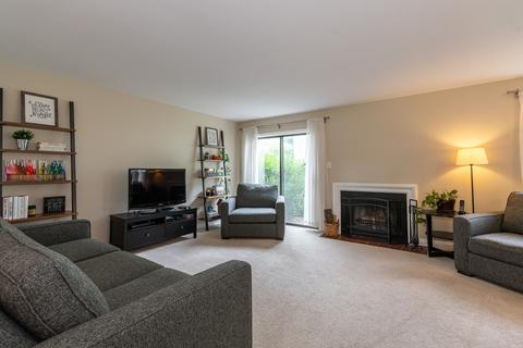 1476 Blackburn St, Wheaton, IL 60189 photo 9