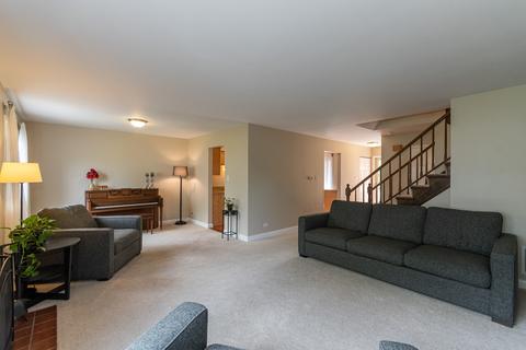 1476 Blackburn St, Wheaton, IL 60189 photo 11