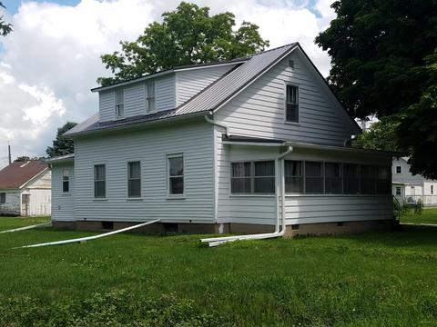 102 Linn St, Benson, IL 61516 photo 1