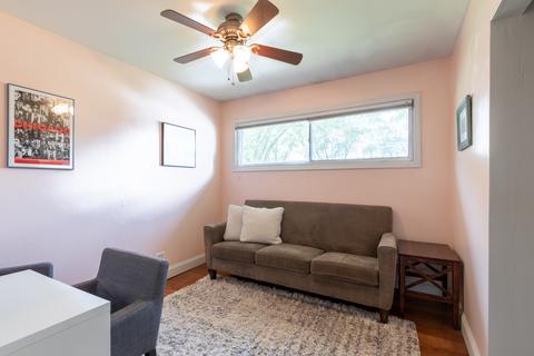 215 Bode Rd, Hoffman Estates, IL 60169 photo 13