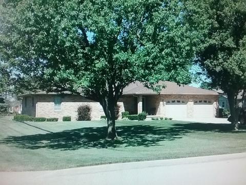 707 S Jackson St, Gardner, IL 60424 photo 2