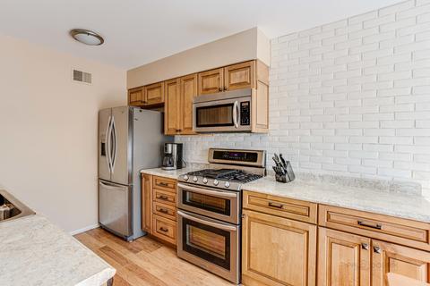 1324 Braver Ct #100D, Wheeling, IL 60090 photo 14