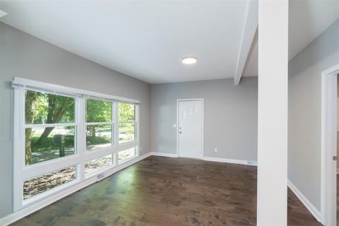 702 N Linden St, Normal, IL 61761 photo 7