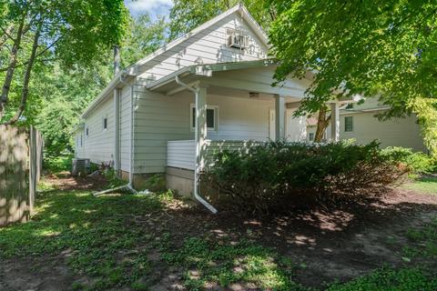 702 N Linden St, Normal, IL 61761 photo 1