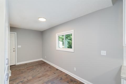 702 N Linden St, Normal, IL 61761 photo 11
