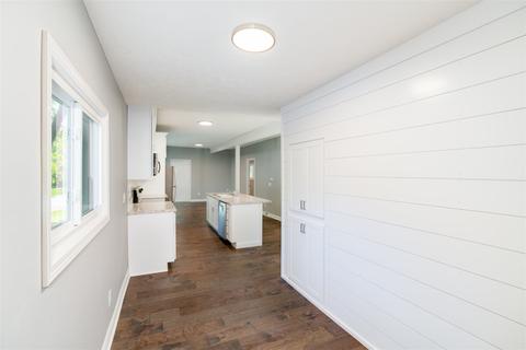 702 N Linden St, Normal, IL 61761 photo 13