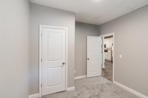 702 N Linden St, Normal, IL 61761 photo 15