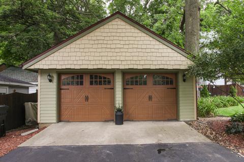 705 Broadway, Normal, IL 61761 photo 4