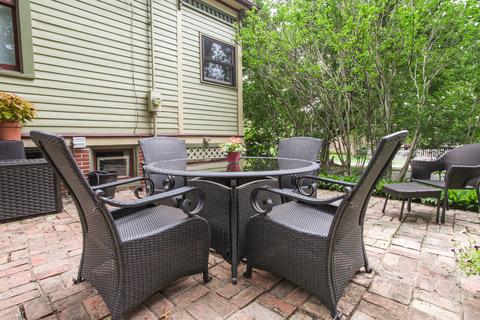 705 Broadway, Normal, IL 61761 photo 5