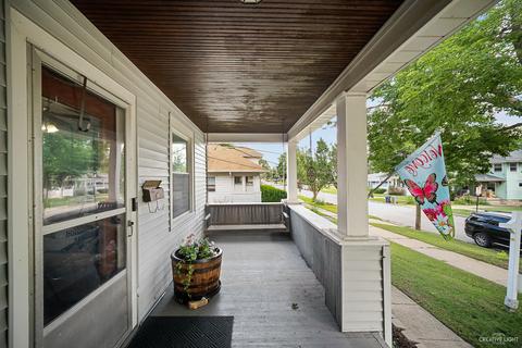 454 Morgan St, Elgin, IL 60123 photo 3