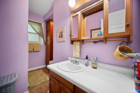 454 Morgan St, Elgin, IL 60123 photo 13