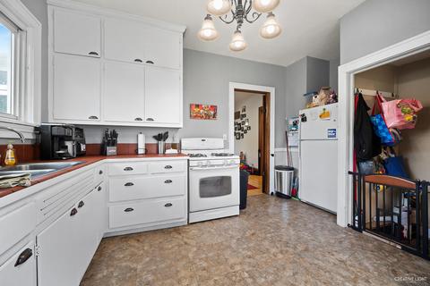 454 Morgan St, Elgin, IL 60123 photo 7