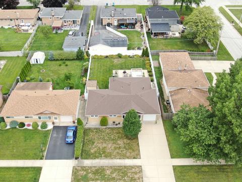 7906 W 75th St, Bridgeview, IL 60455 photo 4