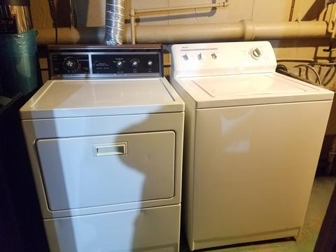 725 Bangs St, Aurora, IL 60505 photo 28