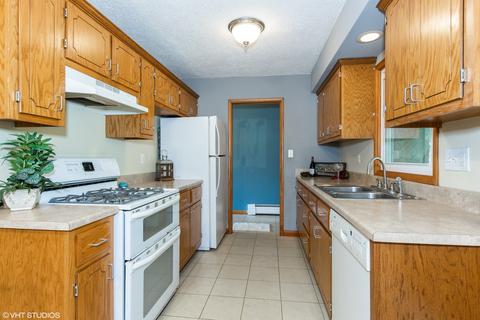 802 Read St, Lockport, IL 60441 photo 5
