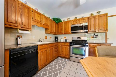 21259 Silktree Cir, Plainfield, IL 60544 photo 10