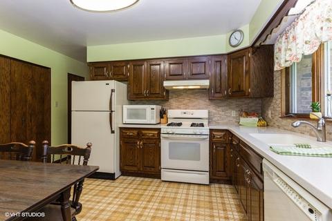 2068 Bell Rd, Minooka, IL 60447 photo 9