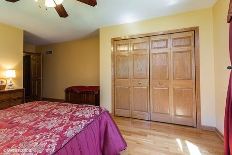 2068 Bell Rd, Minooka, IL 60447 photo 16