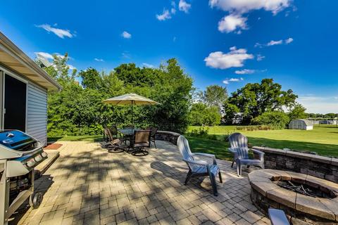 919 Vera Ln, Wheeling, IL 60090 photo 34
