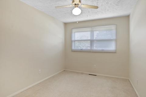 1711 King Dr #C, Normal, IL 61761 photo 13