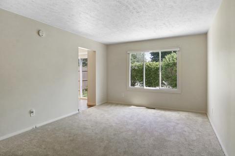 1711 King Dr #C, Normal, IL 61761 photo 3