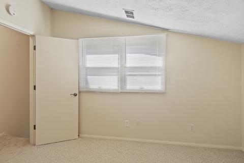 1711 King Dr #C, Normal, IL 61761 photo 12