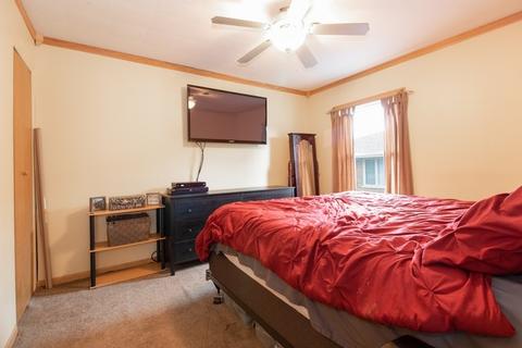 9135 S 77th Ave, Hickory Hills, IL 60457 photo 8