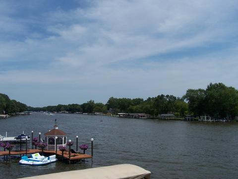 1604 N Riverside Dr, Mchenry, IL 60050 photo 30