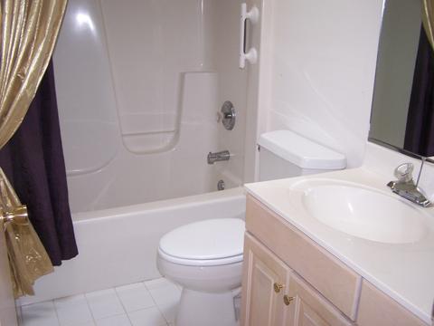 1604 N Riverside Dr, Mchenry, IL 60050 photo 16