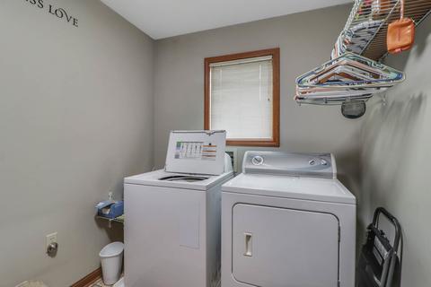5340 Karen St, Danvers, IL 61732 photo 14