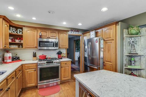 5340 Karen St, Danvers, IL 61732 photo 11