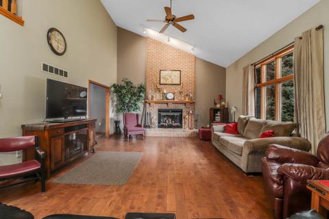 5340 Karen St, Danvers, IL 61732 photo 2