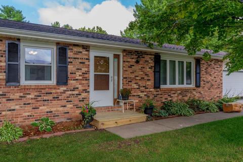 1203 N Oak St, Normal, IL 61761 photo 2