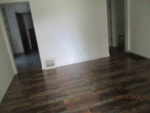 1282 E Chestnut St E, Kankakee, IL 60901 photo 2