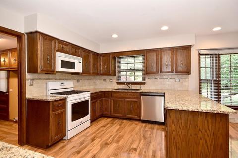 212 King Arthur Ct, Elgin, IL 60120 photo 7