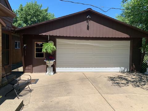 2021 Melba Pl, Peru, IL 61354 photo 3