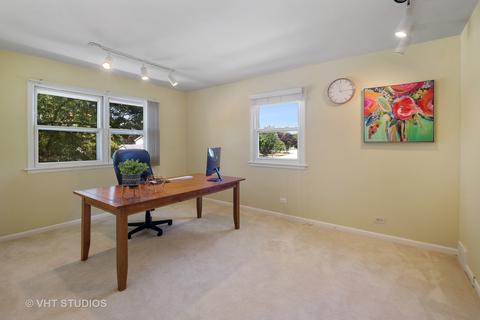 2901 Cherry Ln, Northbrook, IL 60062 photo 12
