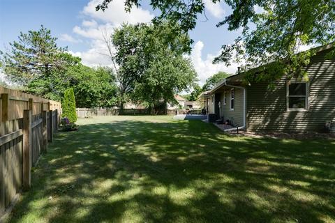 310 Browne Ct, Normal, IL 61761 photo 34
