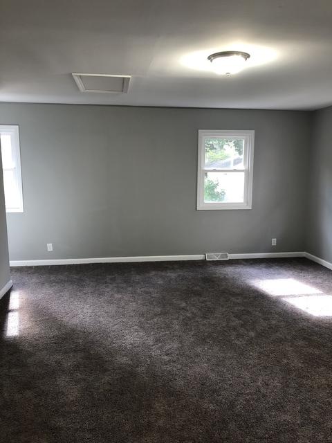 715 Sexton St, Aurora, IL 60505 photo 8
