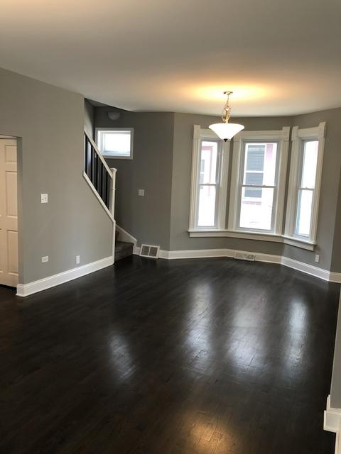 715 Sexton St, Aurora, IL 60505 photo 4