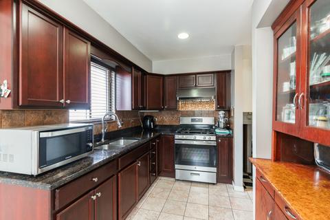 7724 W 62nd Pl, Summit, IL 60501 photo 4