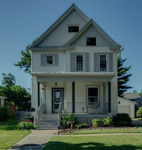 1018 12 Front St, Bloomington, IL 61701 photo 2