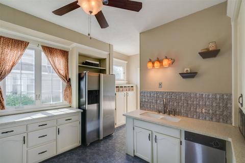1018 12 Front St, Bloomington, IL 61701 photo 13