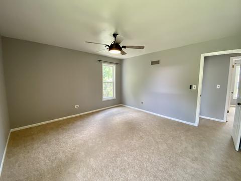 13 Lockman Cir, Elgin, IL 60123 photo 10