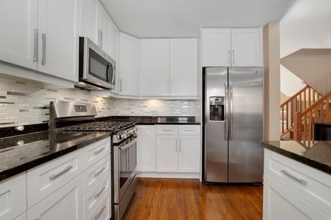 652 1st Ave, Des Plaines, IL 60016 photo 9