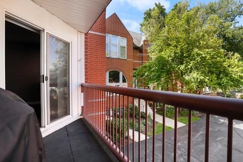 652 1st Ave, Des Plaines, IL 60016 photo 25